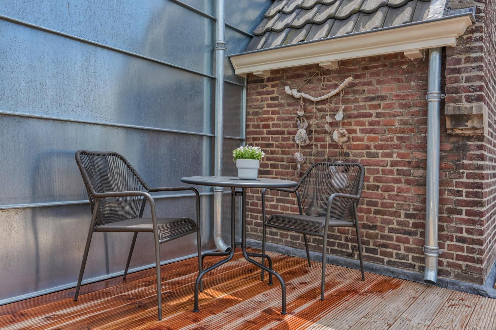The Roosevelt Apartments Middelburg Room photo